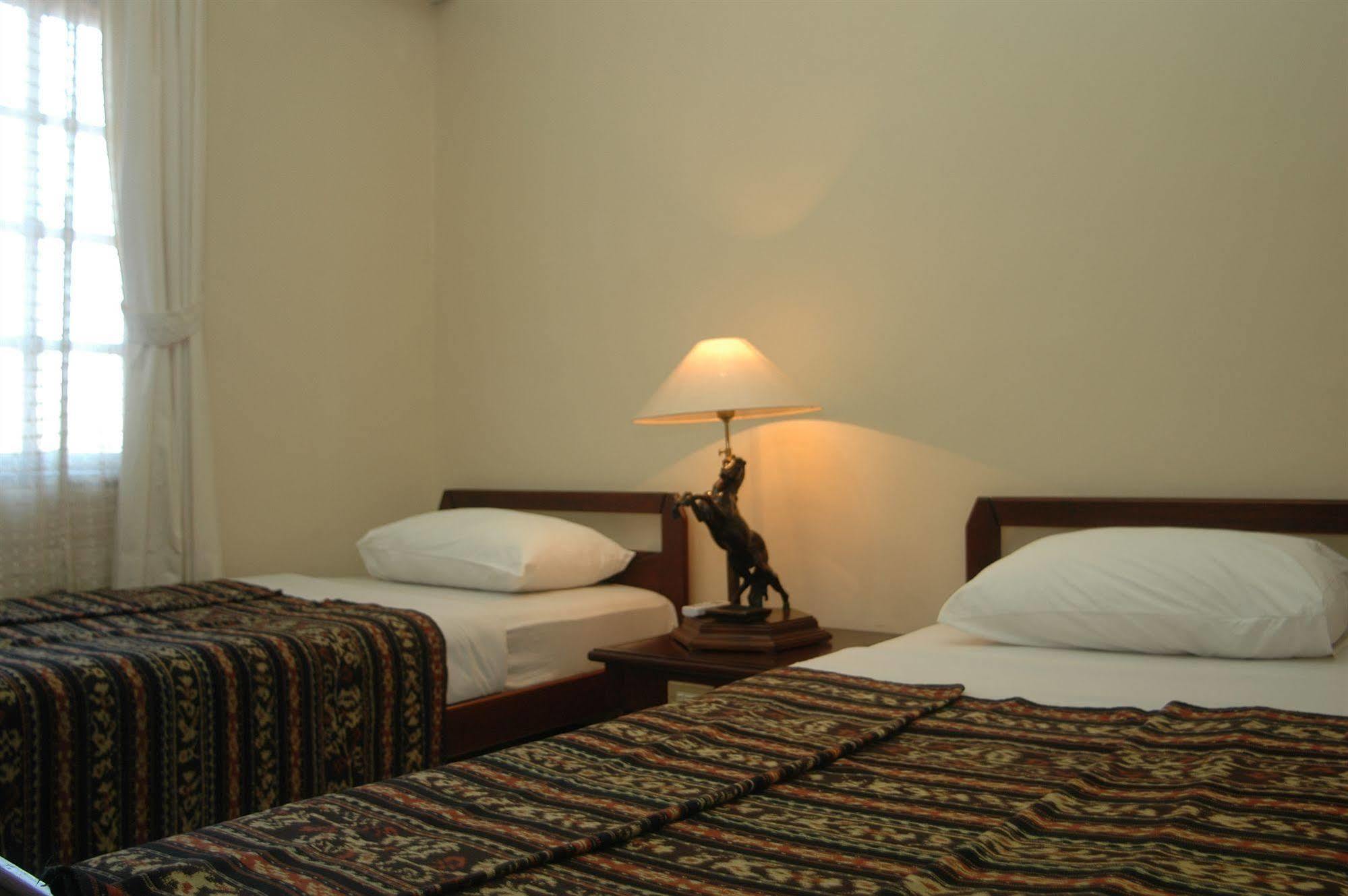 Bali Segara Hotel Kuta Lombok Exteriör bild